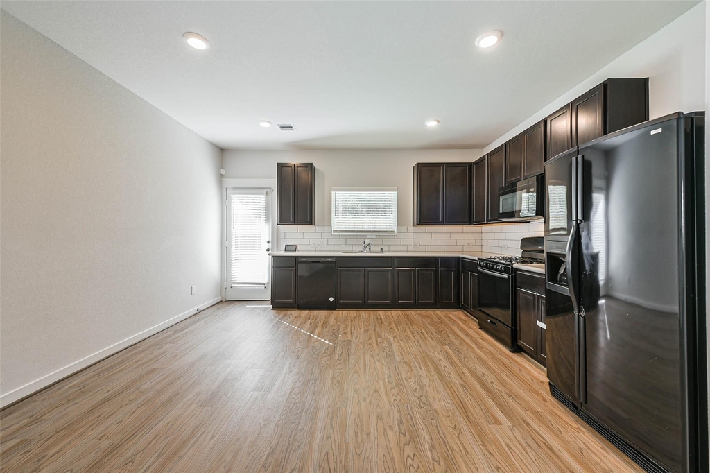 16911 Lagos Lane - Photo 14