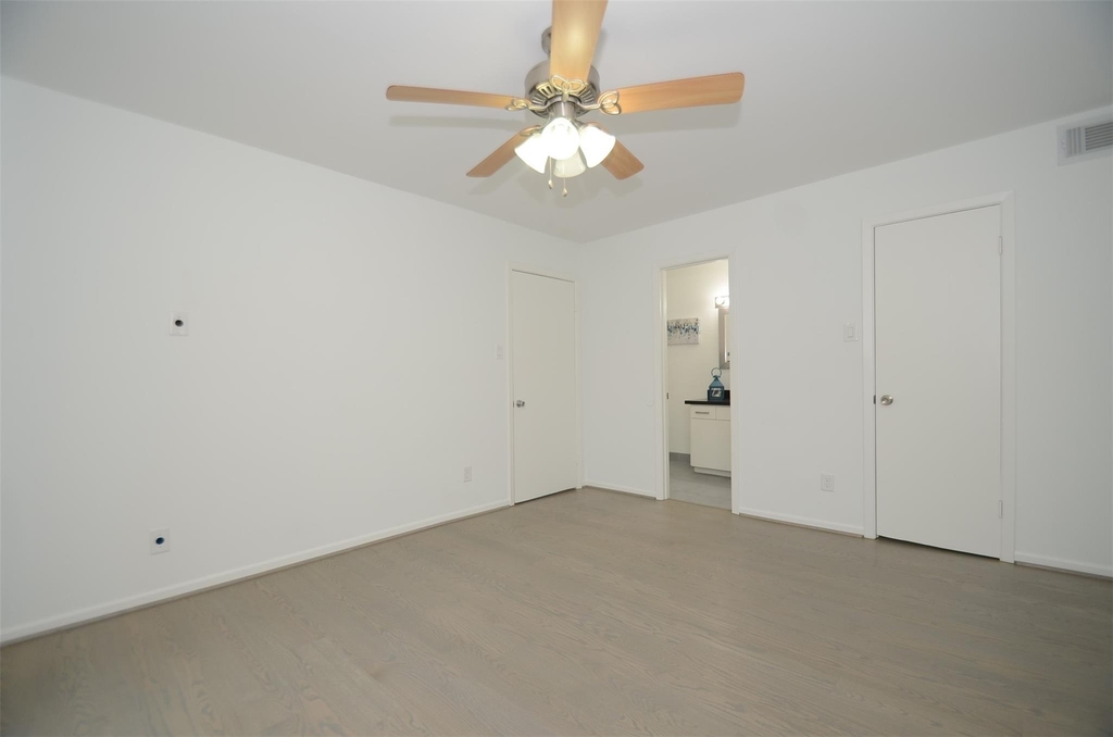 5524 Beverlyhill Street - Photo 28