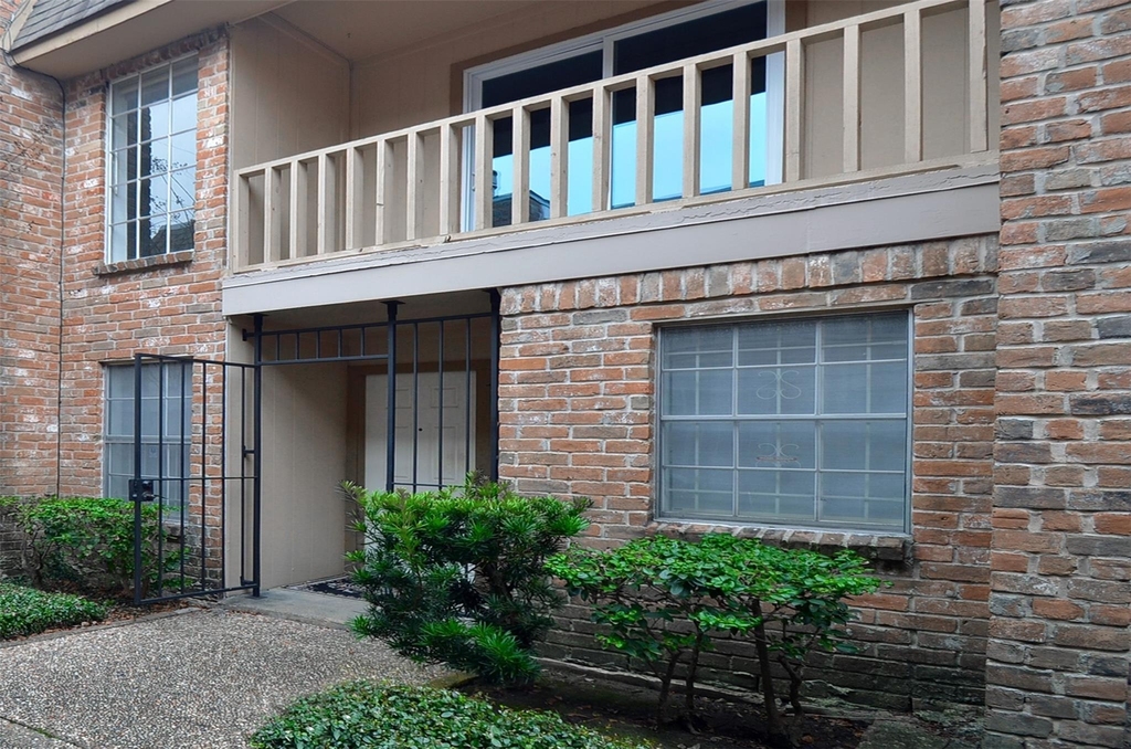 5524 Beverlyhill Street - Photo 38