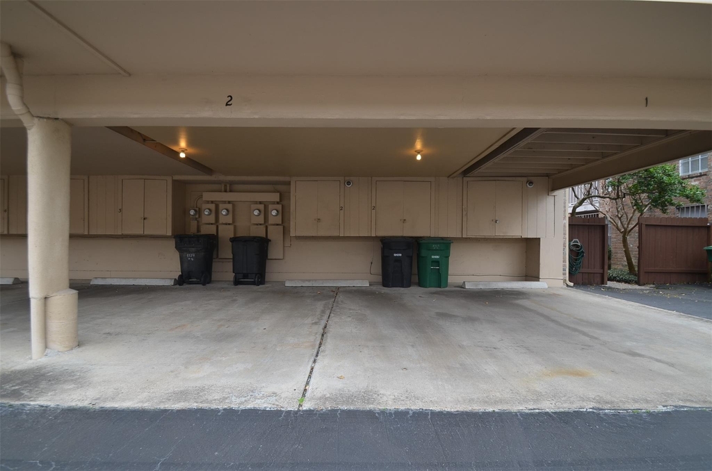 5524 Beverlyhill Street - Photo 34
