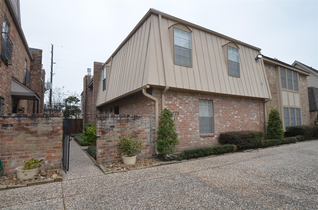 5524 Beverlyhill Street - Photo 40