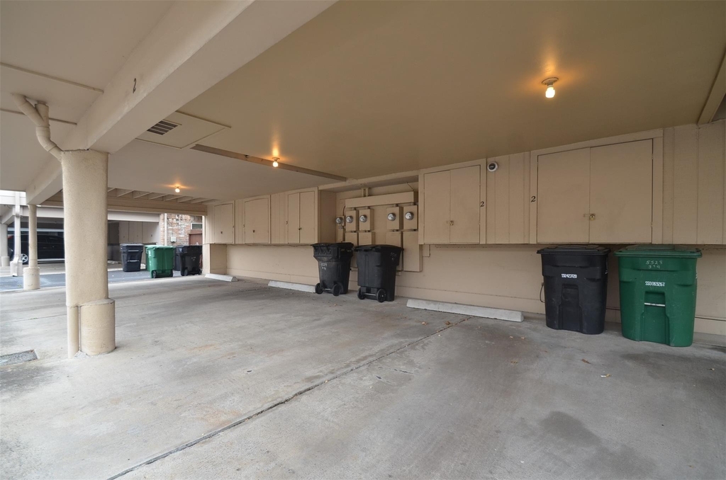 5524 Beverlyhill Street - Photo 35