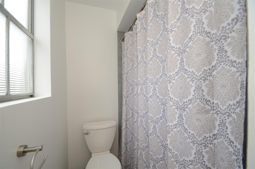 5524 Beverlyhill Street - Photo 24