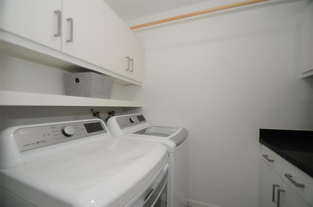 5524 Beverlyhill Street - Photo 27