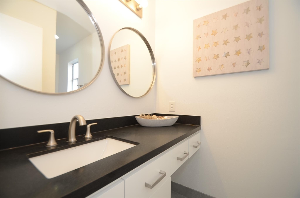 5524 Beverlyhill Street - Photo 23