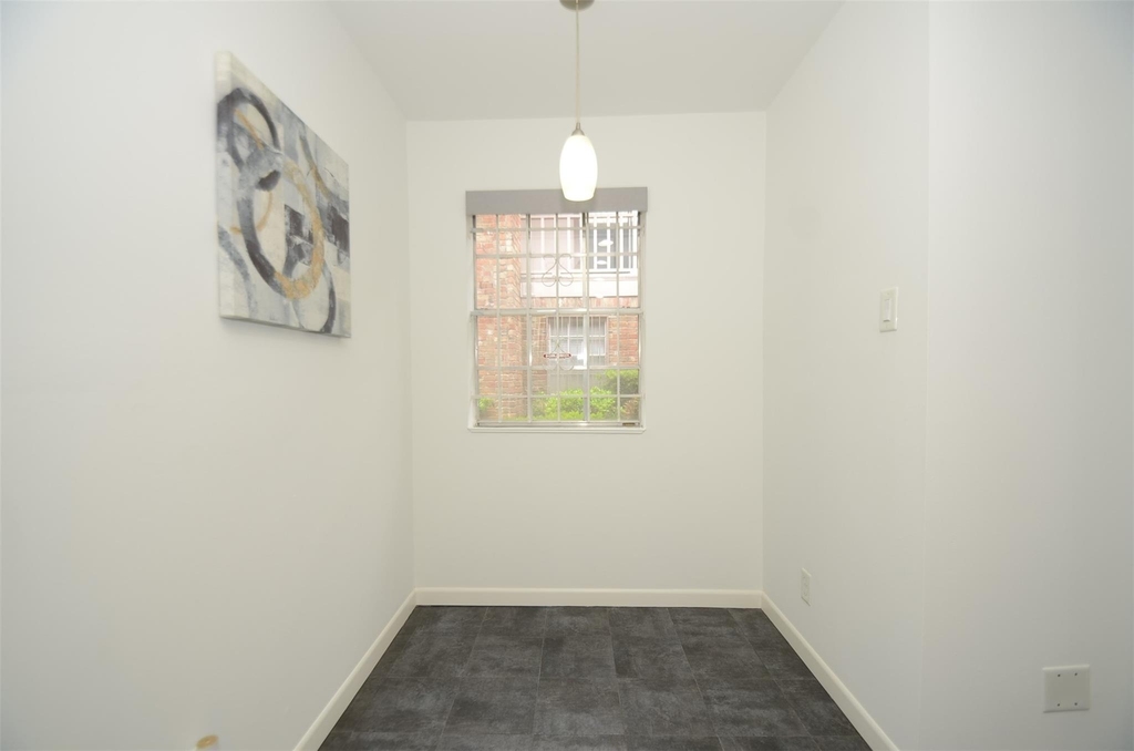 5524 Beverlyhill Street - Photo 12