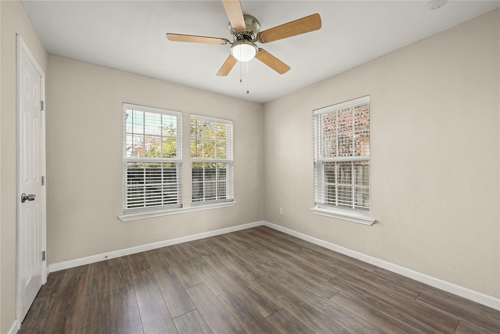 2803 Cleburne Street - Photo 6