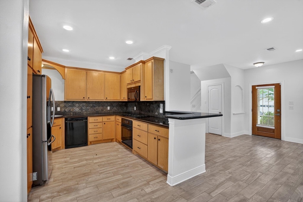 4313 Windswept Drive - Photo 2