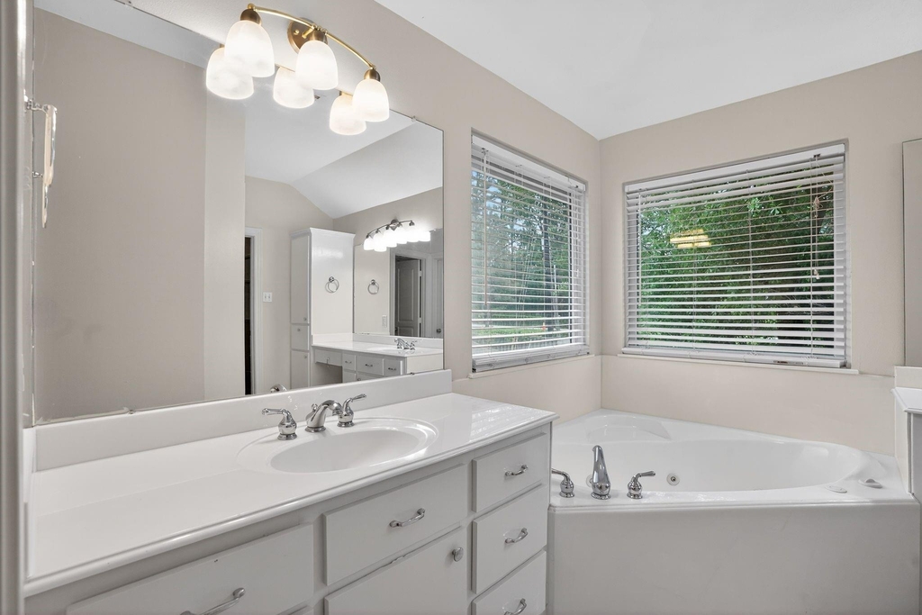 4313 Windswept Drive - Photo 5