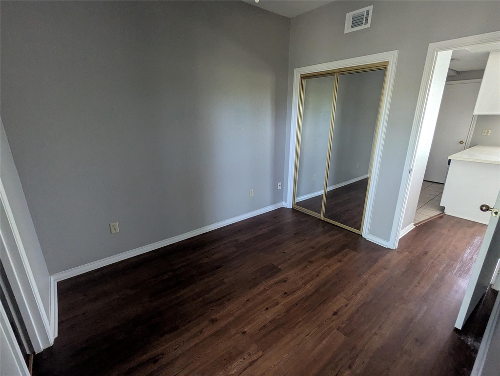 601 Nelray Boulevard - Photo 3