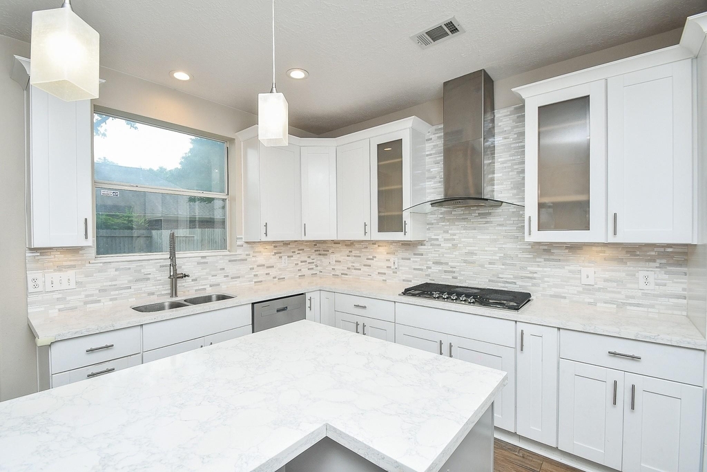 215 Windrift Court - Photo 10