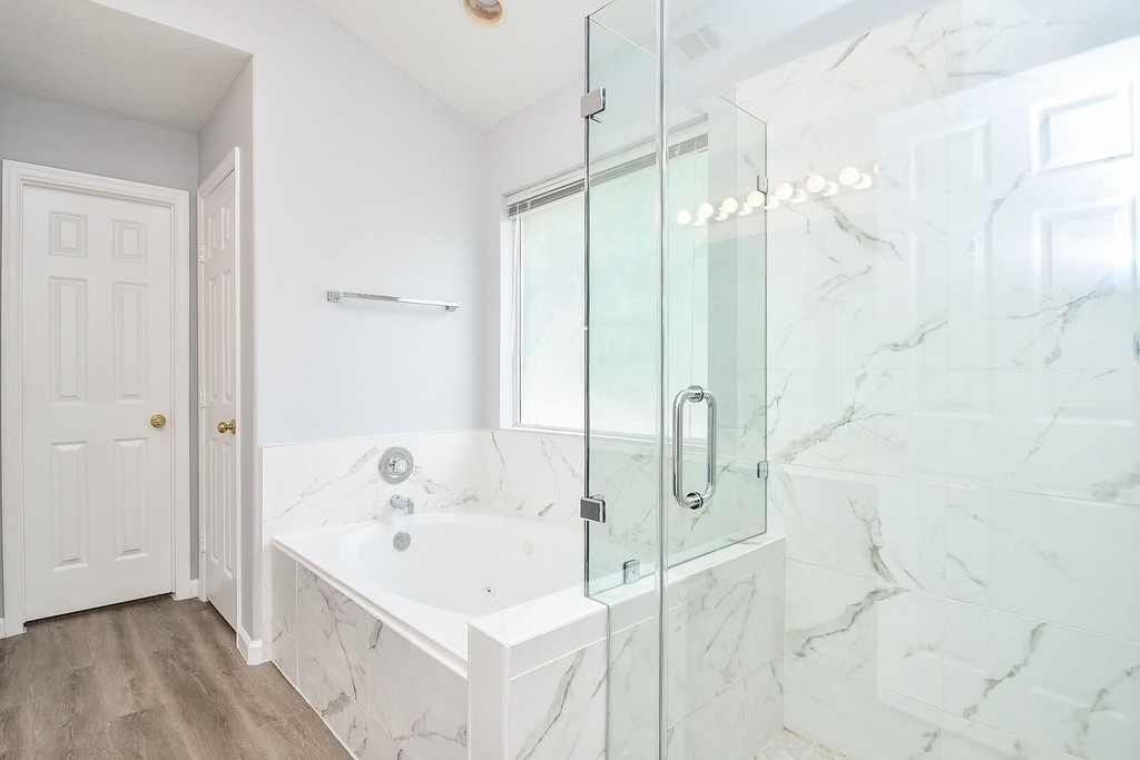 215 Windrift Court - Photo 21