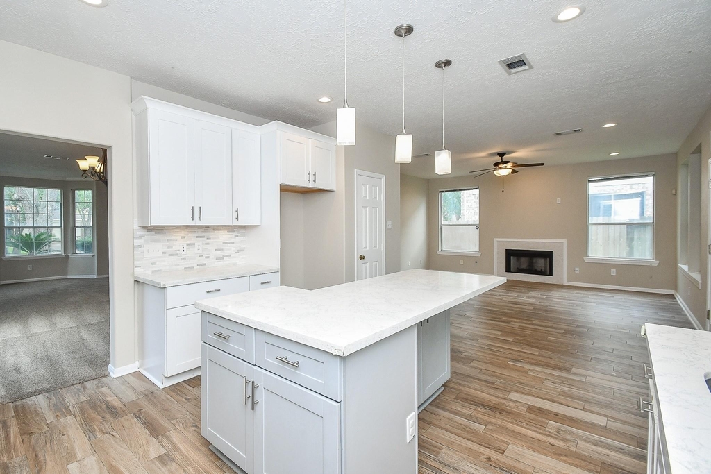 215 Windrift Court - Photo 12