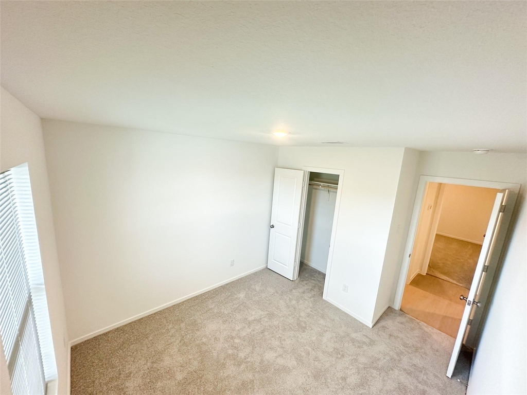 229 Douglas Hills Drive - Photo 3