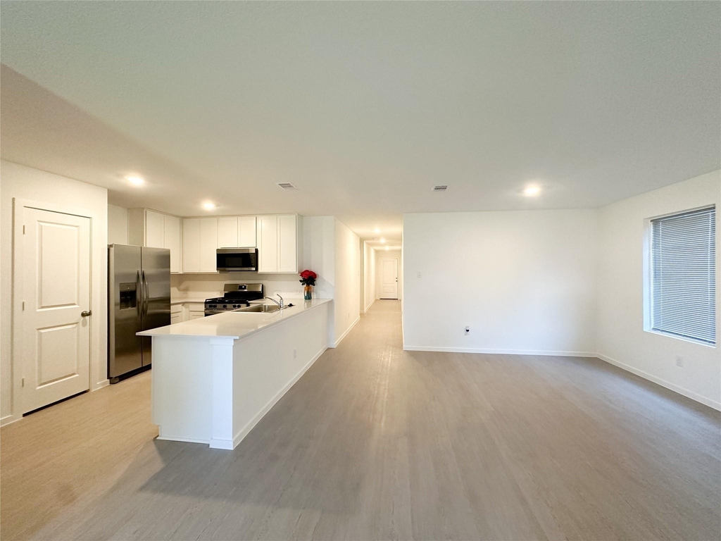 229 Douglas Hills Drive - Photo 10