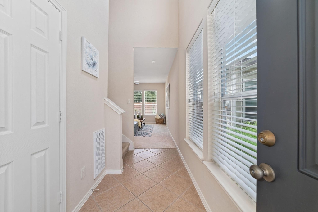 14923 Tuttle Point Drive - Photo 3