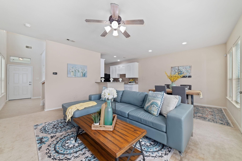 14923 Tuttle Point Drive - Photo 6