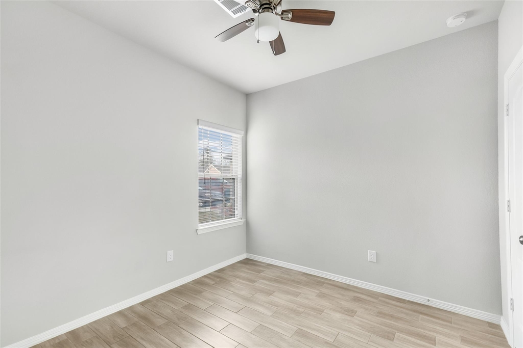 24830 Russet Bluff Trail - Photo 19