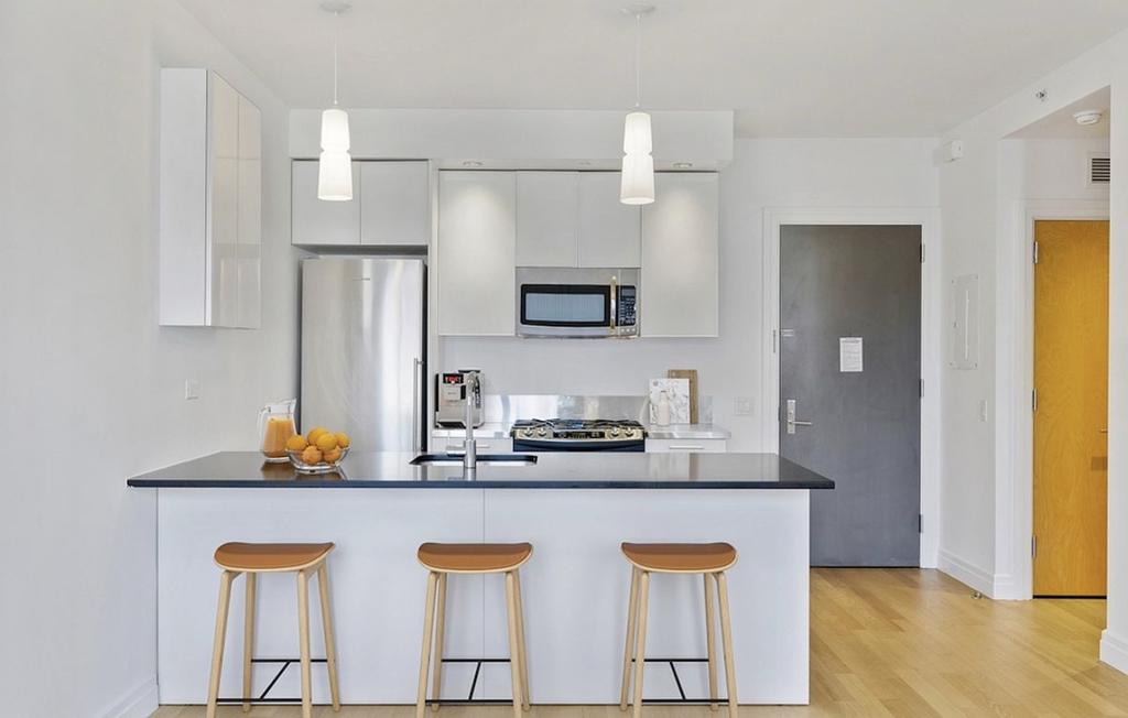 550 West 54th Street - Photo 0