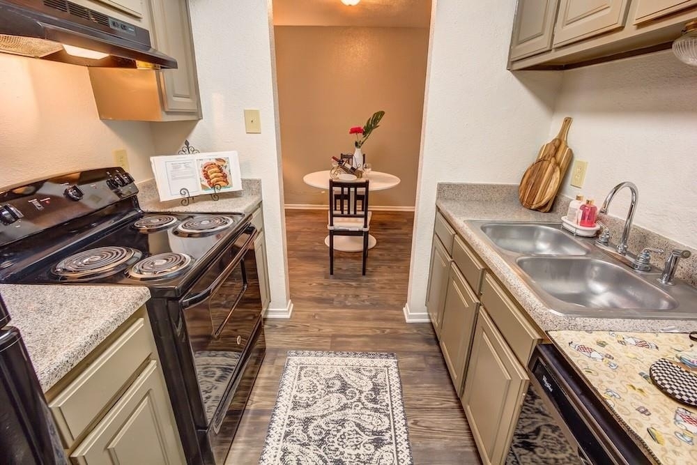 480 W Parker Road - Photo 3