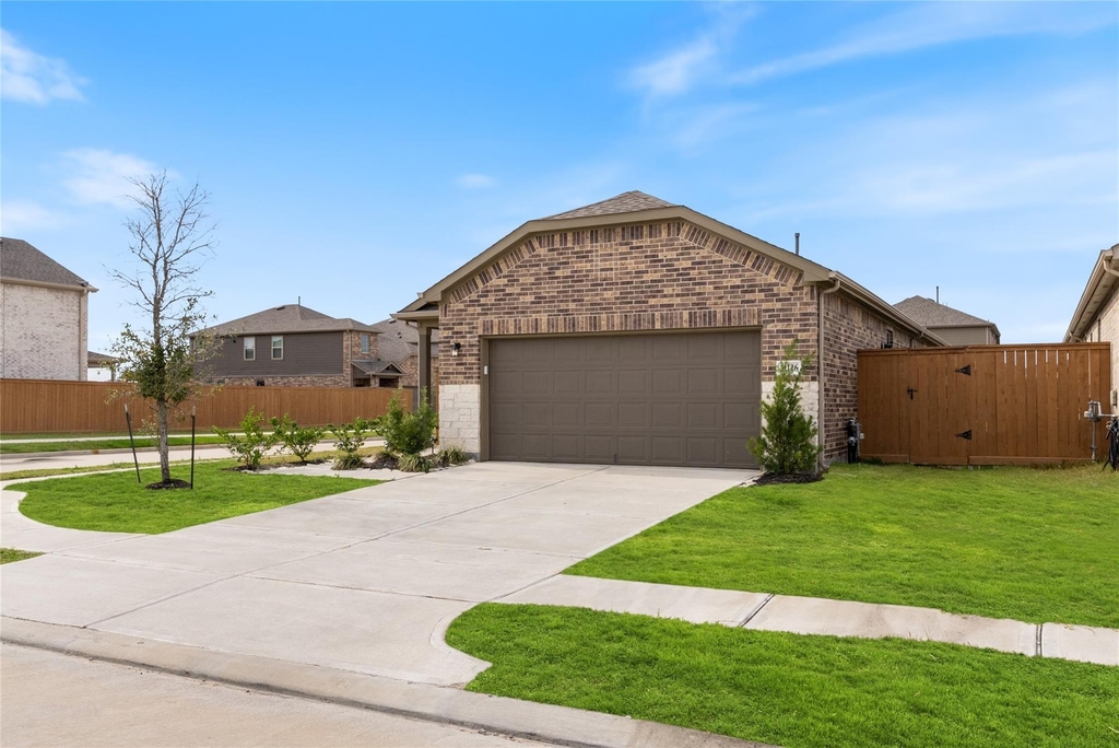 21126 Coral Blossom Lane - Photo 16