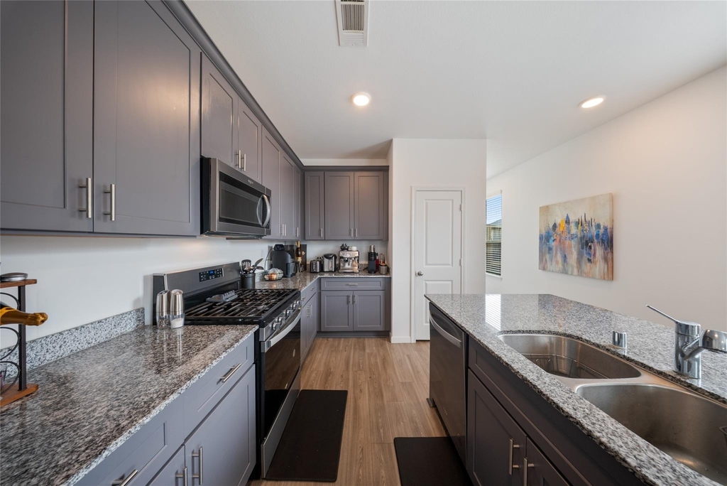 21126 Coral Blossom Lane - Photo 7