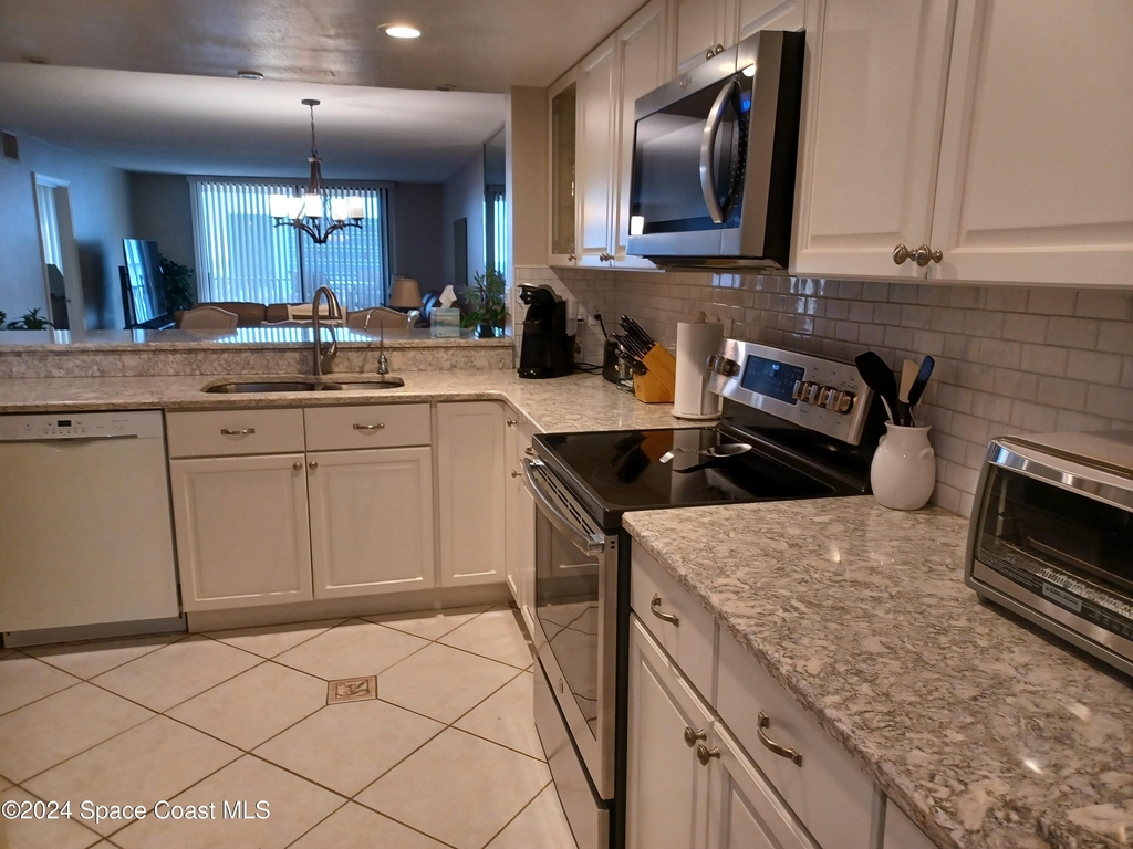 1830 N Atlantic Avenue - Photo 12