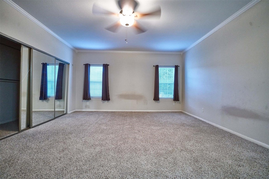 2816 Holly Hall Street - Photo 8