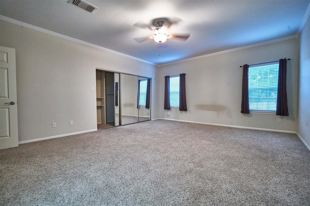 2816 Holly Hall Street - Photo 9