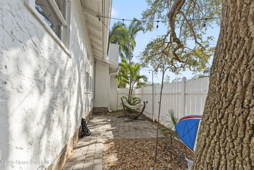 346 Third Avenue - Photo 9