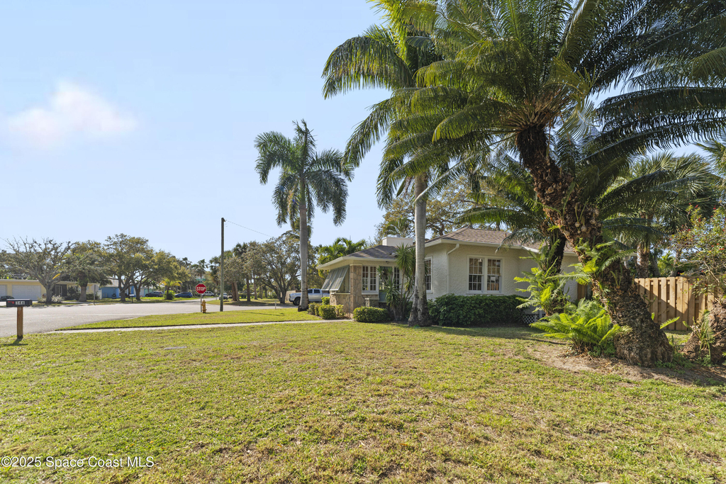 346 Third Avenue - Photo 5