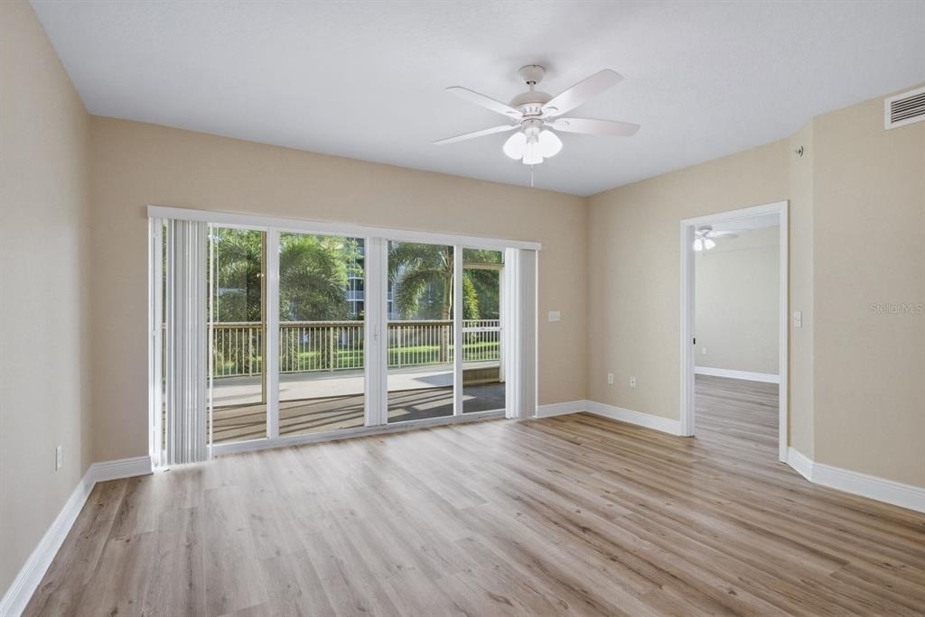 960 Starkey Road - Photo 5