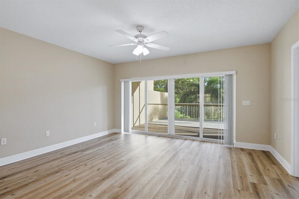 960 Starkey Road - Photo 4
