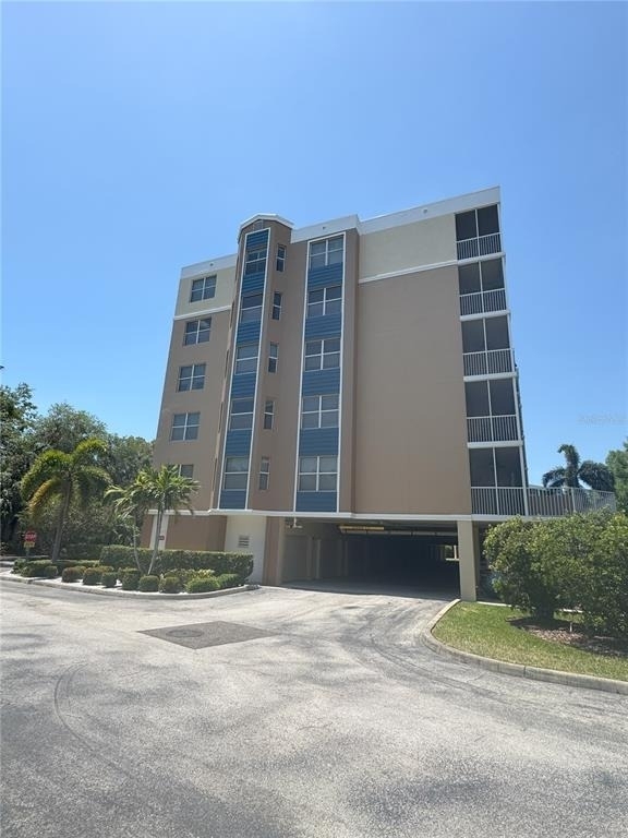 960 Starkey Road - Photo 0