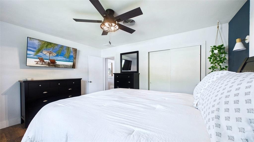 101 N Mercury Avenue - Photo 27