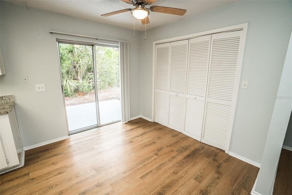 1277 Sylvia Avenue - Photo 5