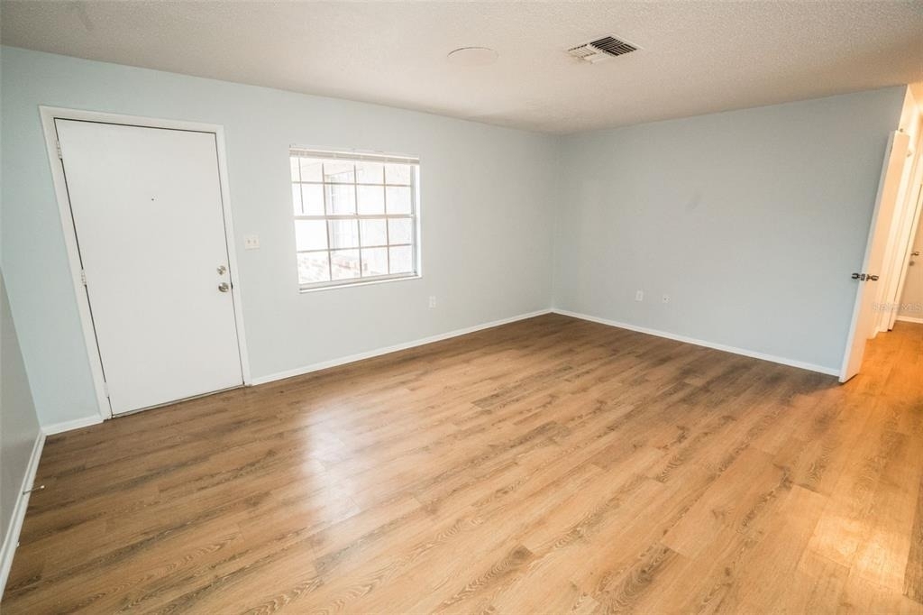 1277 Sylvia Avenue - Photo 1