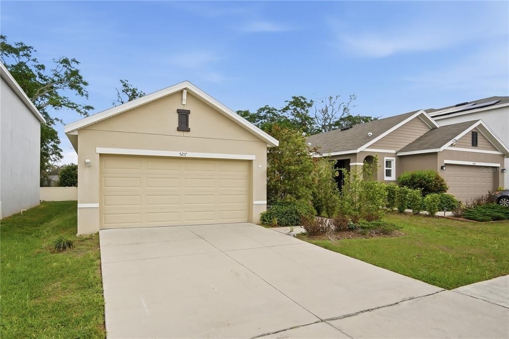 5217 Hillside Meadow Place - Photo 1
