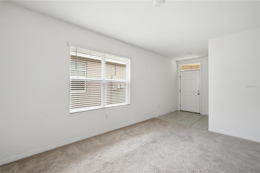 5217 Hillside Meadow Place - Photo 4