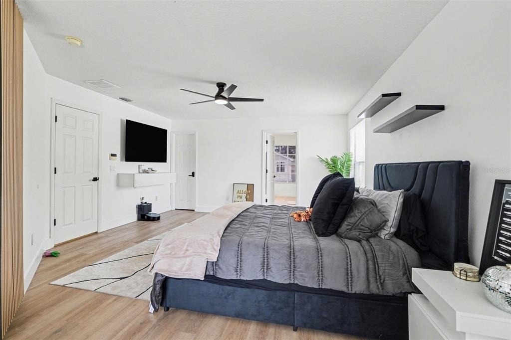 8105 River Mont Way - Photo 10