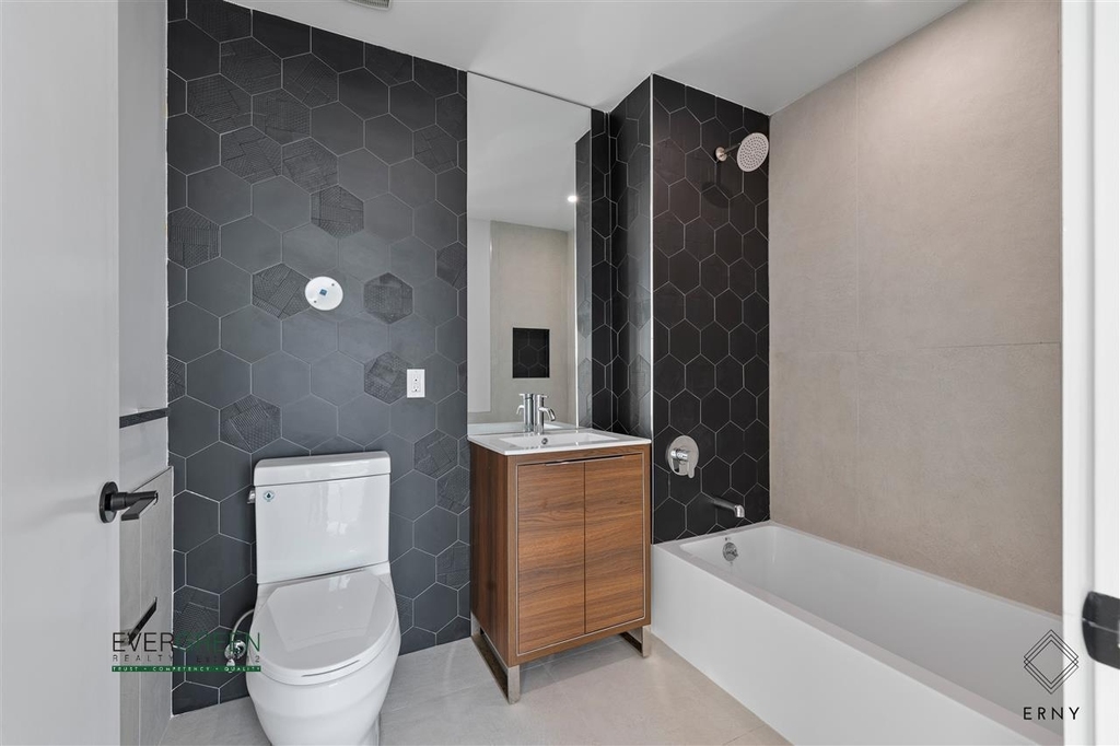 80 Linden Blvd - Photo 13
