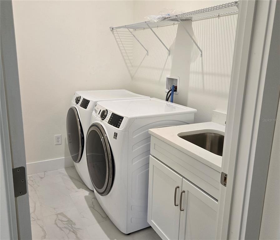 106 Lake Drive - Photo 10