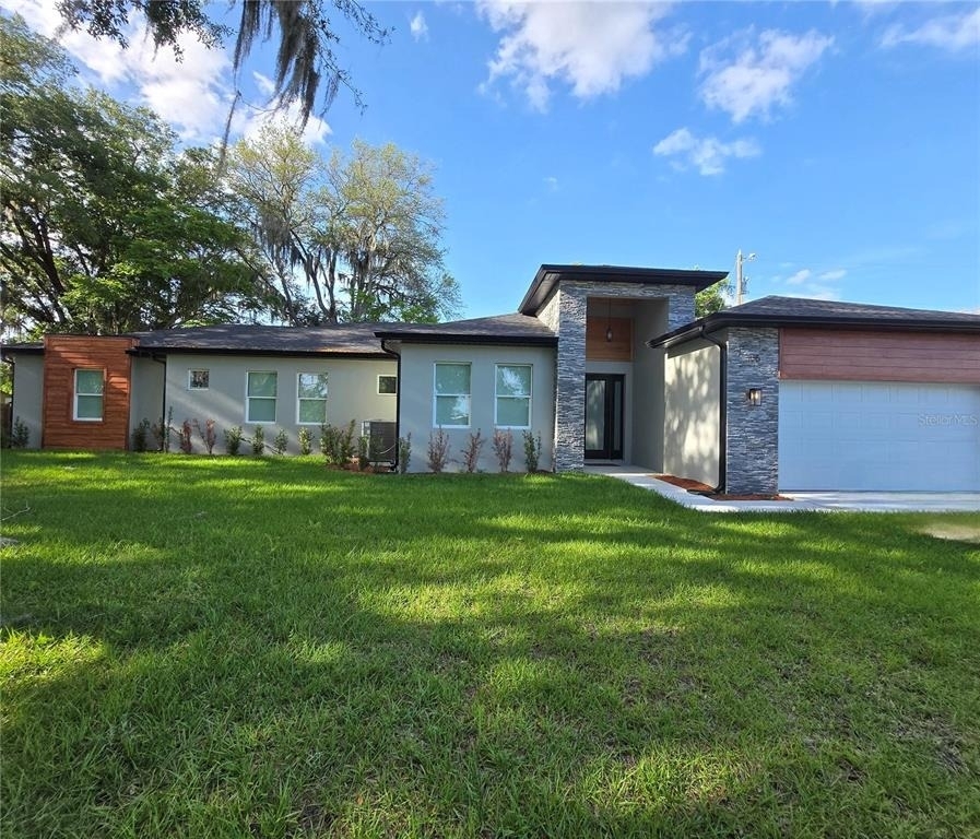 106 Lake Drive - Photo 0