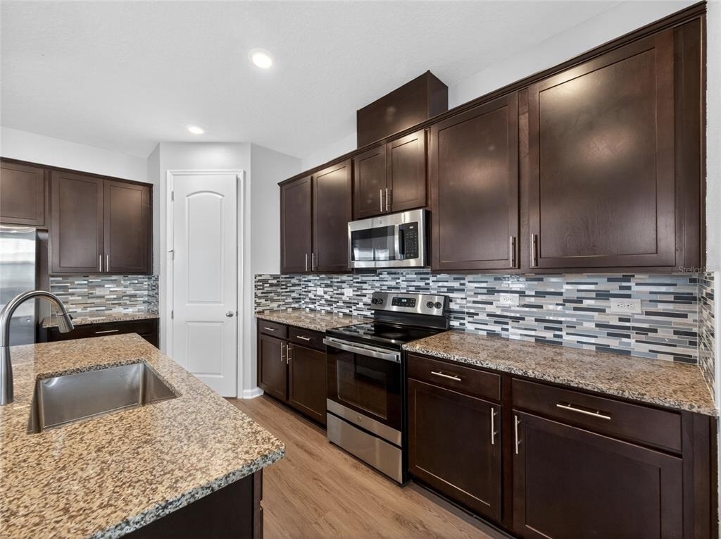 8053 Cherrystone Street - Photo 8