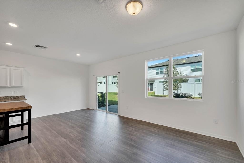 840 Grandin Street - Photo 5
