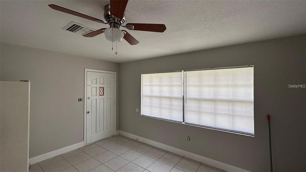 210 N Lone Oak Drive - Photo 2