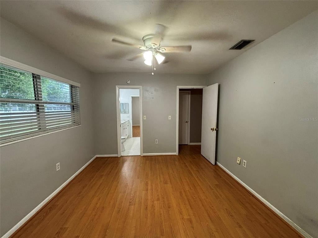 116 Holmes Place - Photo 11