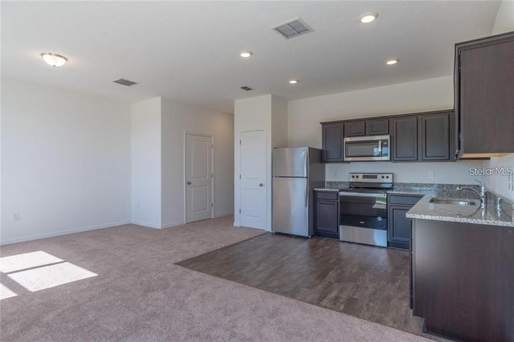 342 Madison Drive - Photo 2