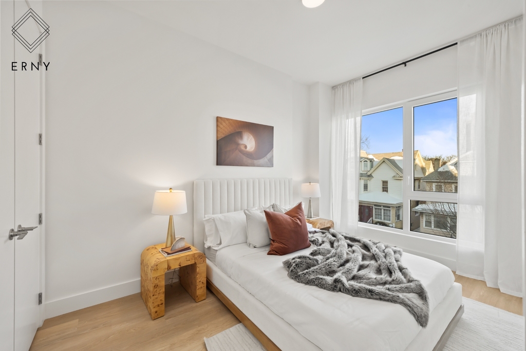 354 E28th Street - Photo 12