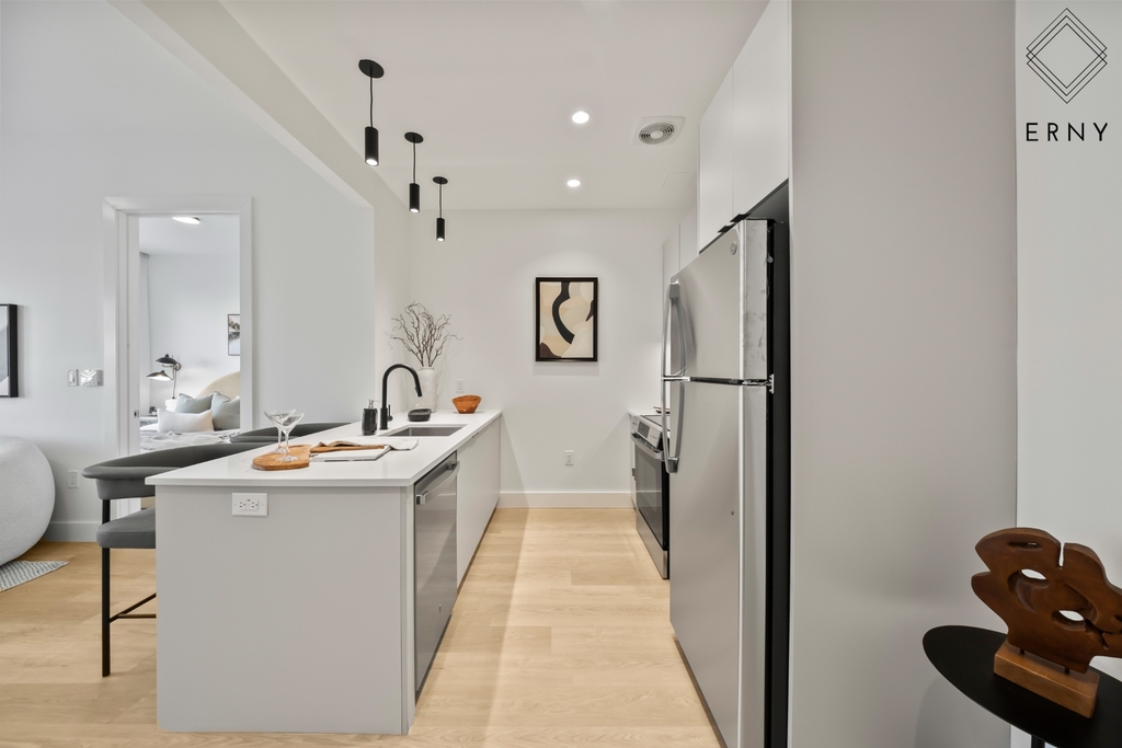 354 E28th Street - Photo 3